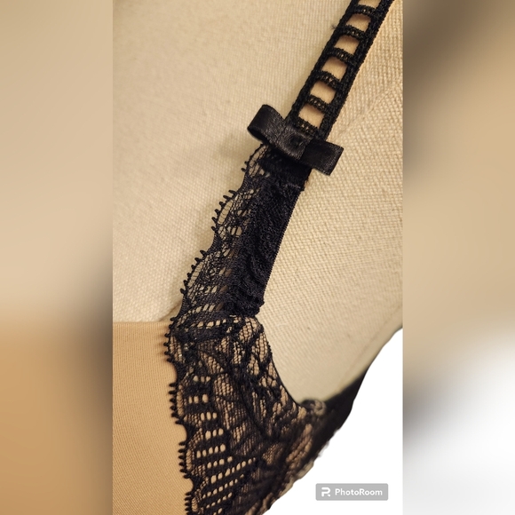 Felina Lingerie Nude and Black padded bra - Picture 10 of 11